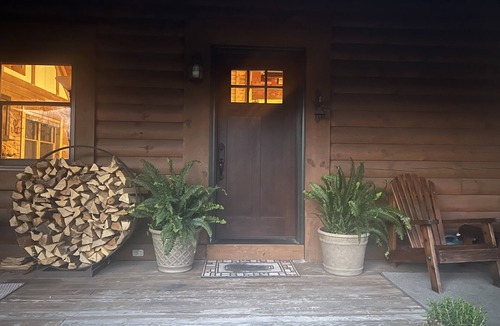 Ellicottville Cabin | MUST SEE Cozy Log Cabin with Amazing Mountain View’s Sleeps 10