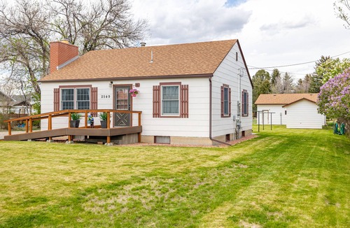 Cody House | Mustang Hideaway- Western Home Base in Cody