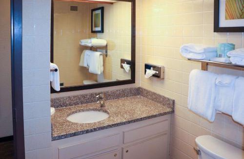 Paducah Hotel | Mustang Inn