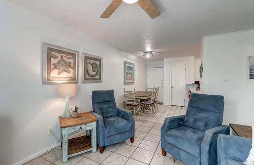 Port Aransas Apartment | Mustang Isle Condo