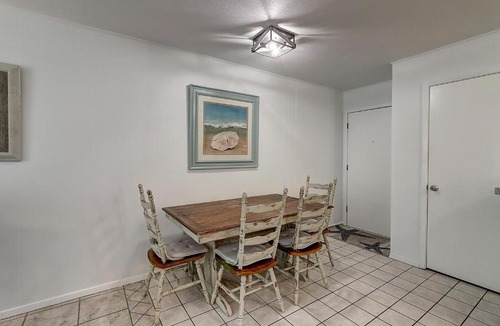 Port Aransas Apartment | Mustang Isle Condo