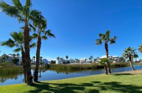 Port Aransas House | Mustang Royale Beach House