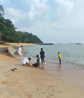 Kampung Tanjung Bidara Ski Chalet | Mutiara Chalet