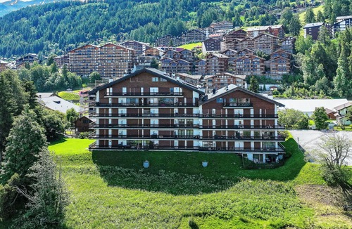 Saint-Pierre-de-Clages Apartment | Muverans I B1 by Interhome