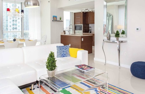 Downtown Miami Apartment | MVR - High-Floor Luxury with Iconic Views