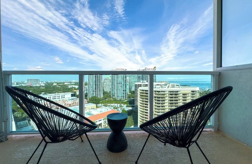 Coconut Grove Apartment | MVR - Limited Bay View Suites-Book Fast