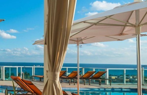 Coconut Grove Apartment | MVR - Limited Bay View Suites-Book Fast