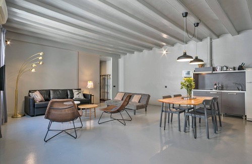 Gothic Quarter Apartment | My Address in Plaza Real
