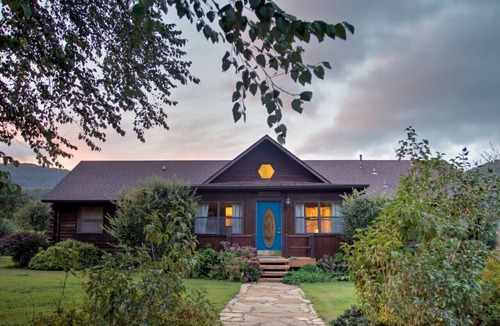 Parthenon Cabin | My Blue Heaven Cabin. Little Buffalo River access. A stargazer's delight!