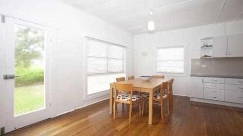 North Creek House | My Blue Heaven - Dog Friendly