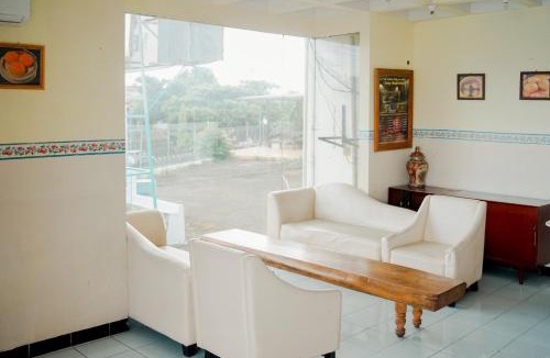 Sinduadi Hotel | My Cafe Hotel near UGM Yogyakarta Mitra RedDoorz