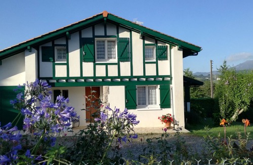 Saint-Pee-sur-Nivelle House | My charming house moxko berria