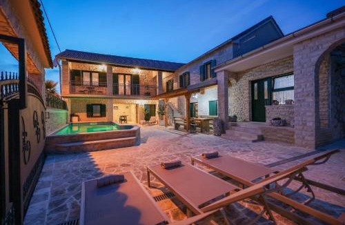 Gornje Ceranje House | MY DALMATIA - Authentic Villa Vita with private swimming pool