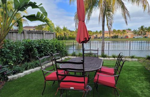 Princeton House | My Florida Lake House
