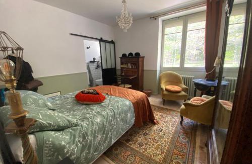 Saint-Saud-Lacoussiere Bed & Breakfast | My lilifab