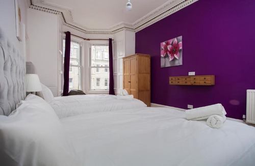 Bruntsfield Apartment | My Meadows, City Centre Apartment, Sunny&Spacious