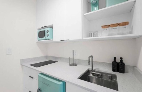 Northeast Miami Apartment | My Miami Getaway, Apt 2
