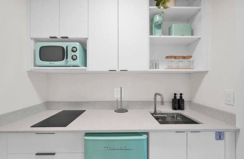 Northeast Miami Apartment | My Miami Getaway, Apt 2