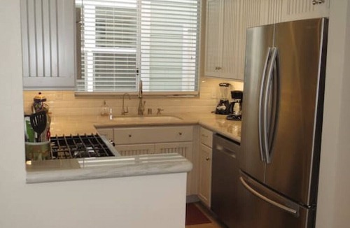 West Newport Condo | My Newport Place - Steps to Beach