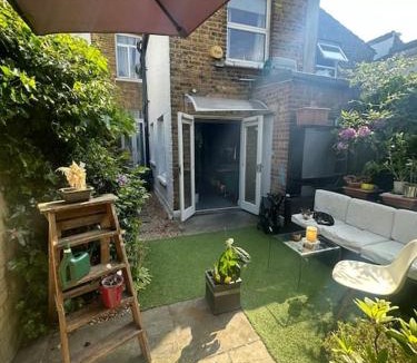 Herne Hill Apartment | My Sky - Serviced House well situated