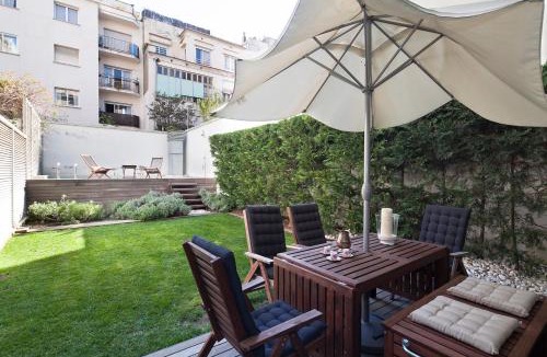 Sant Gervasi Apartment | My Space Barcelona Private Pool Garden