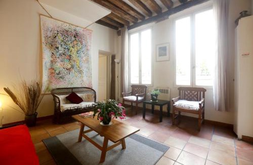 Quartier du Mail Apartment | My Trip in Paris - Argout