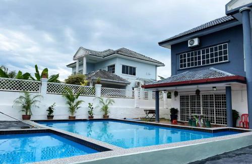 Taman Rakyat Villa | MY VILLA PD