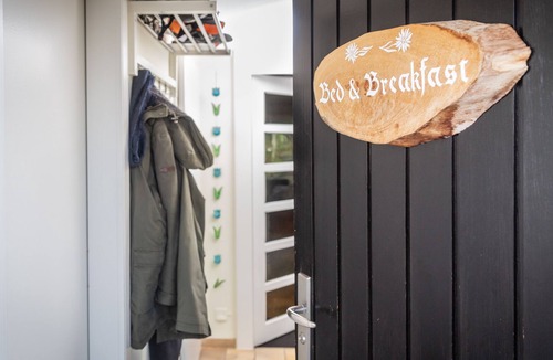 Bottmingen Bed & Breakfast | MyBedNBreakfast