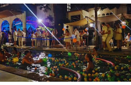 Seminyak Hotel | Mycapsule Bali