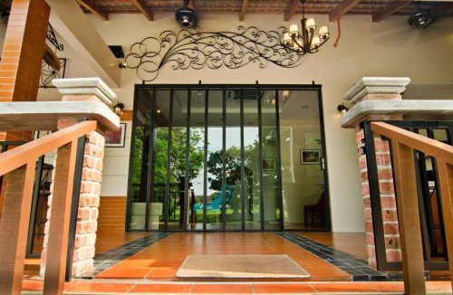 Kampung Melayu Sungai Rapat House | MyDream Guest House