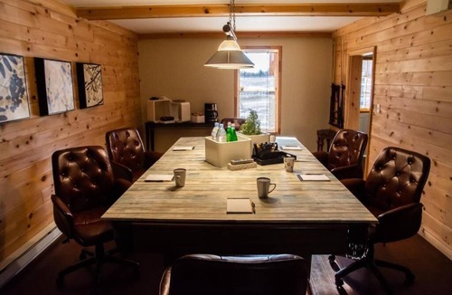 Bishop Corners Cottage | Myers Cave Resort