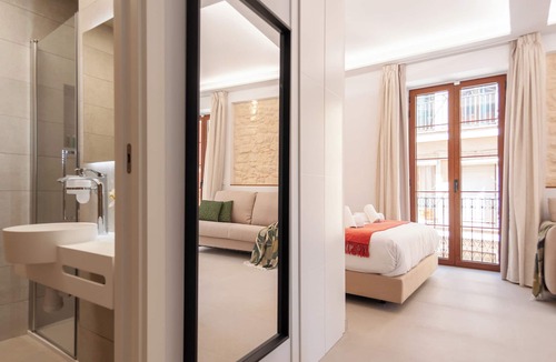 Alicante City Centre Hotel | Myflats Luxury Cathedral