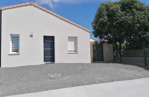 Saint-Gilles-Croix-de-Vie House | MYLA getaway: weekend, weekly, monthly