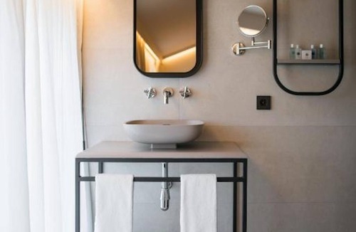 Barrio del Carmen Hotel | MYR Puerta Serranos