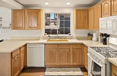 Clarkdale House | Myrinn - Red Rock Views & Game Room Near Jerome