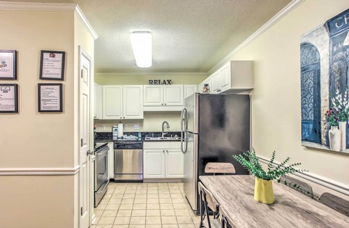 Vaught Condo | Myrtle Beach Condo w/Pool Access!