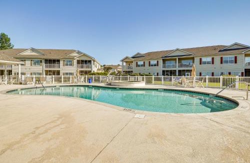 Red Hill Apartment | Myrtle Beach Golf Retreat with Pool Access!