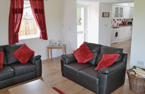 Dalbeattie Cottage | Myrtle Cottage - 28177