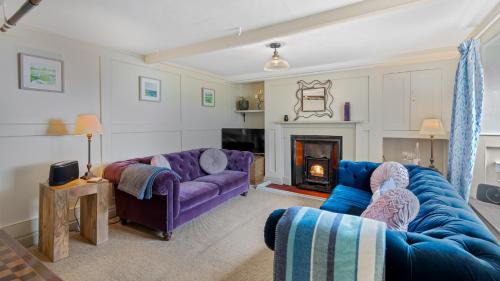 Longhope House | Myrtle Cottage