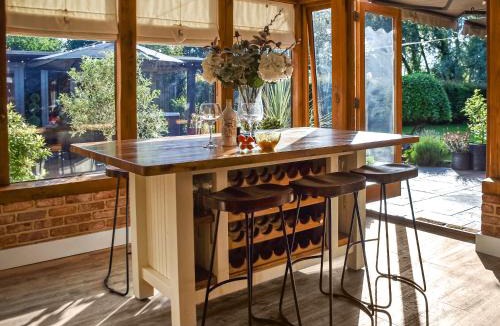 Repps with Bastwick House | Myrtle Cottage