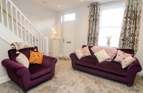 Garstang House | Myrtle Cottage