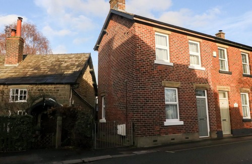 Garstang Cottage | Myrtle Cottage