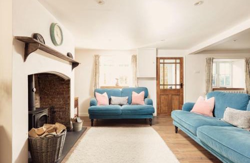 Buckland Newton House | Myrtle Cottage
