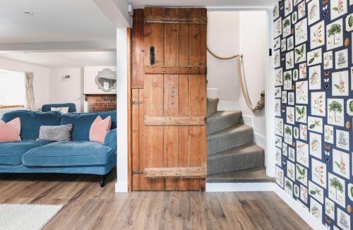 Buckland Newton House | Myrtle Cottage