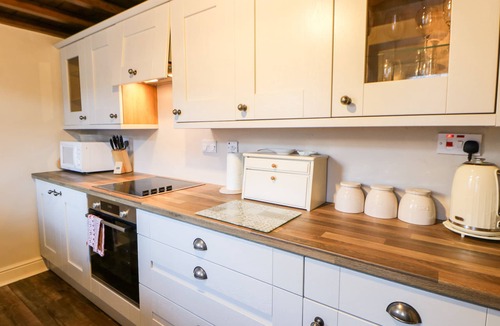 West Witton Cottage | MYRTLE COTTAGE, pet friendly, with open fire in West Witton