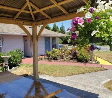 Coquille Hotel | Myrtle Lane Inn