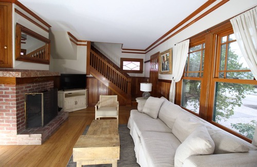 Stonington Cottage | Mystic Area Waterfront with Dock