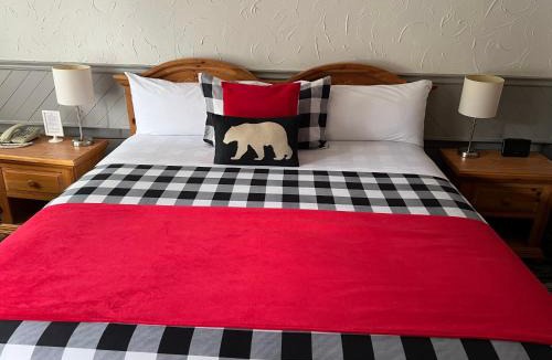 Wawa Hotel | Mystic Isle Motel