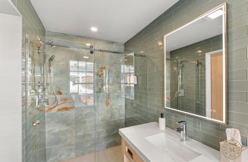Mystic Hotel | Mystic River Inn