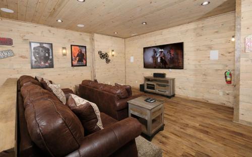 Sevierville Villa | Mystic Timber
